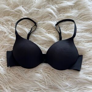 Skims Ultimate Push up Plunge Bra Onyx Size 32B